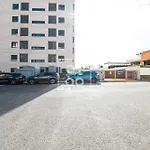 Beachfront Bliss Apt, With Heated Pool, By Oyoostays Torrevieja